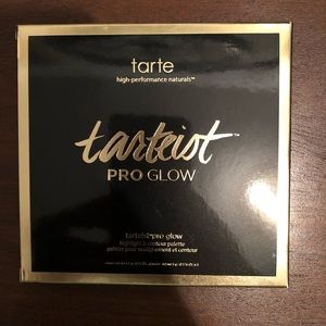 Tarte Pro Glow Pallette